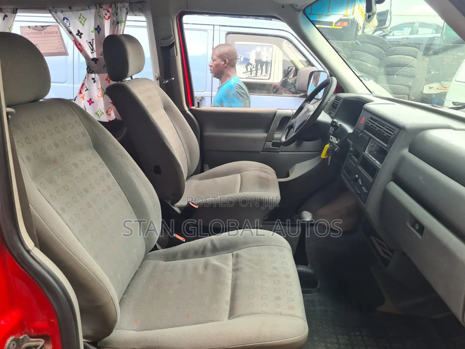 Volkswagen Transporter 2005 Red