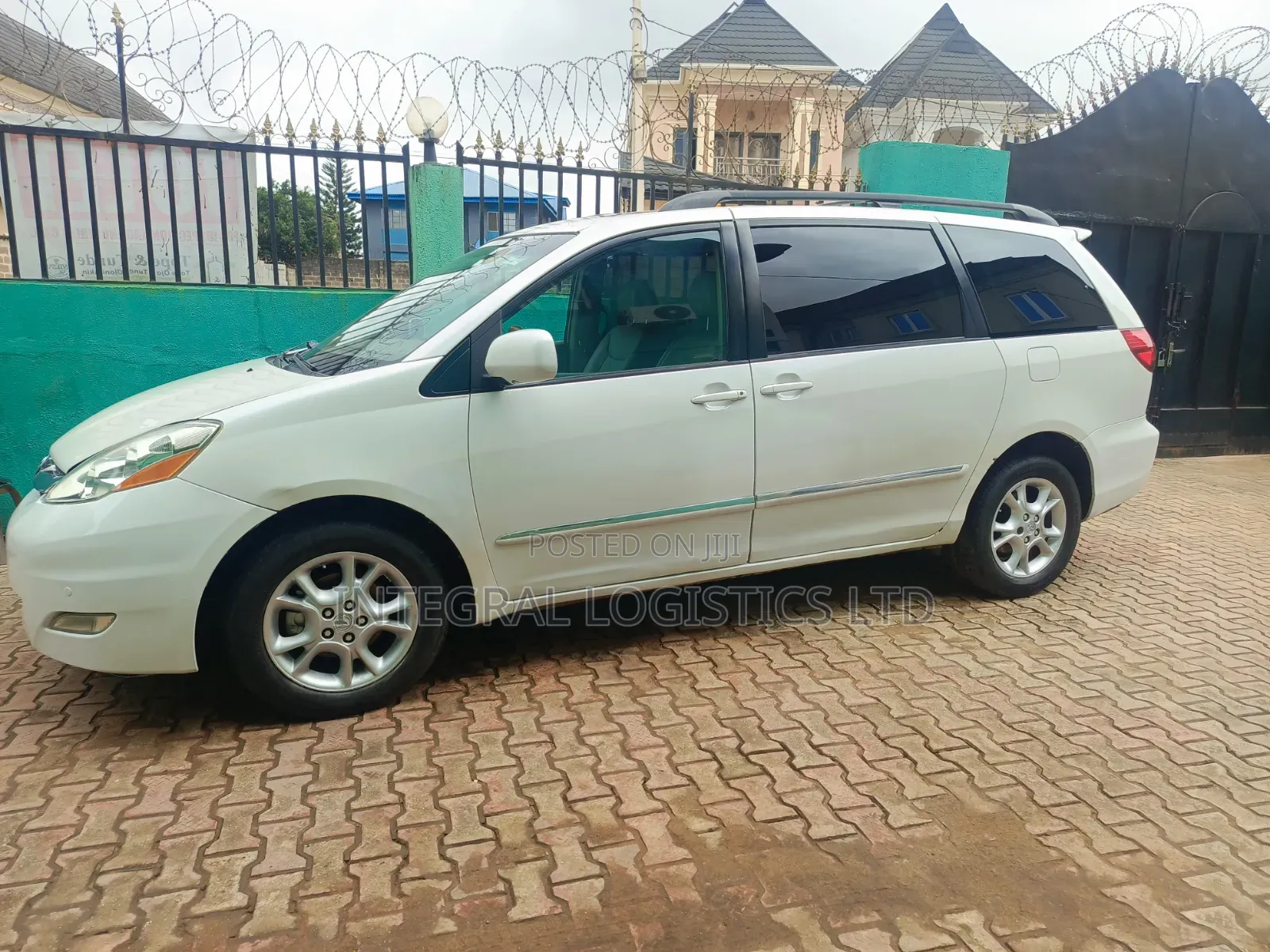 Toyota Sienna 2007 White