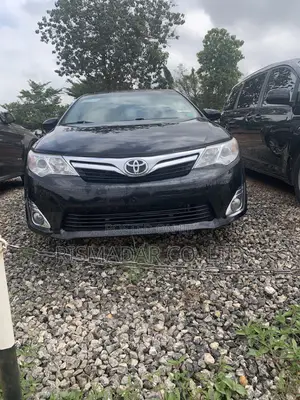 Toyota Camry XLE 4dr Sedan (3.5L 6cyl 6A) 2015 Black