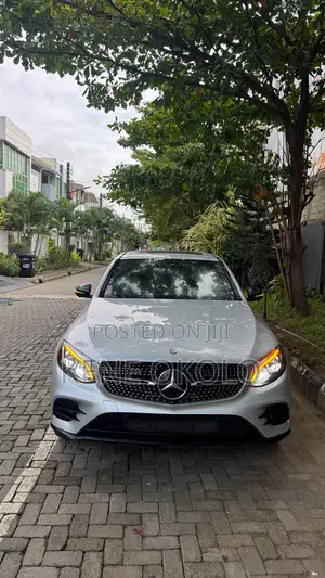 Mercedes-Benz GLC-Class 2017 Silver