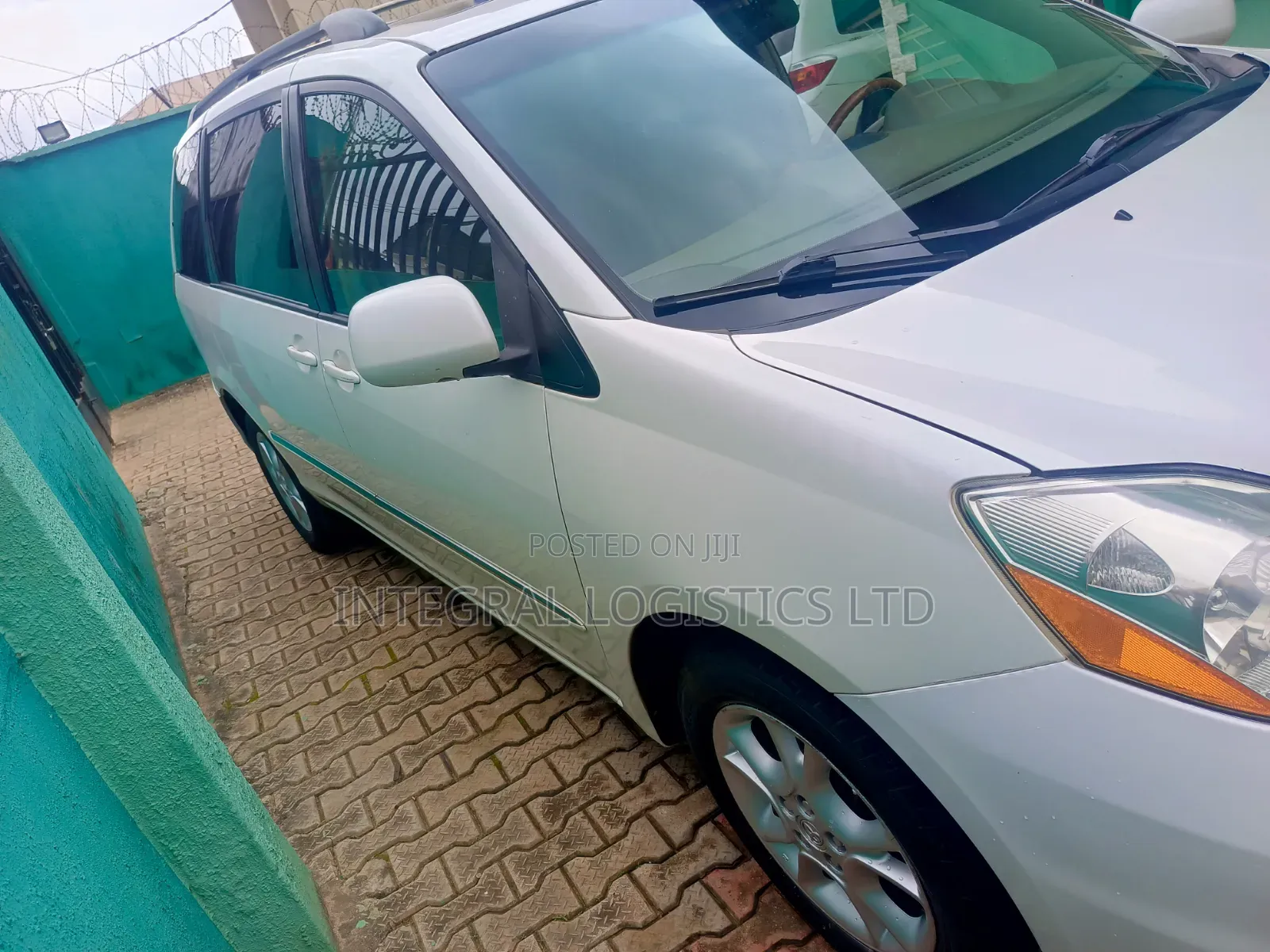 Toyota Sienna 2007 White