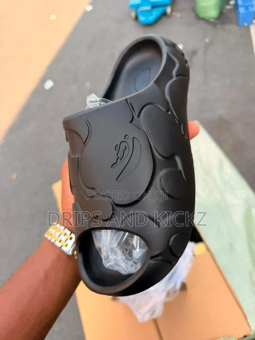 A Bathing Ape Slides