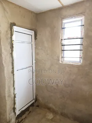 Mini Flat in Idu Industrial for rent