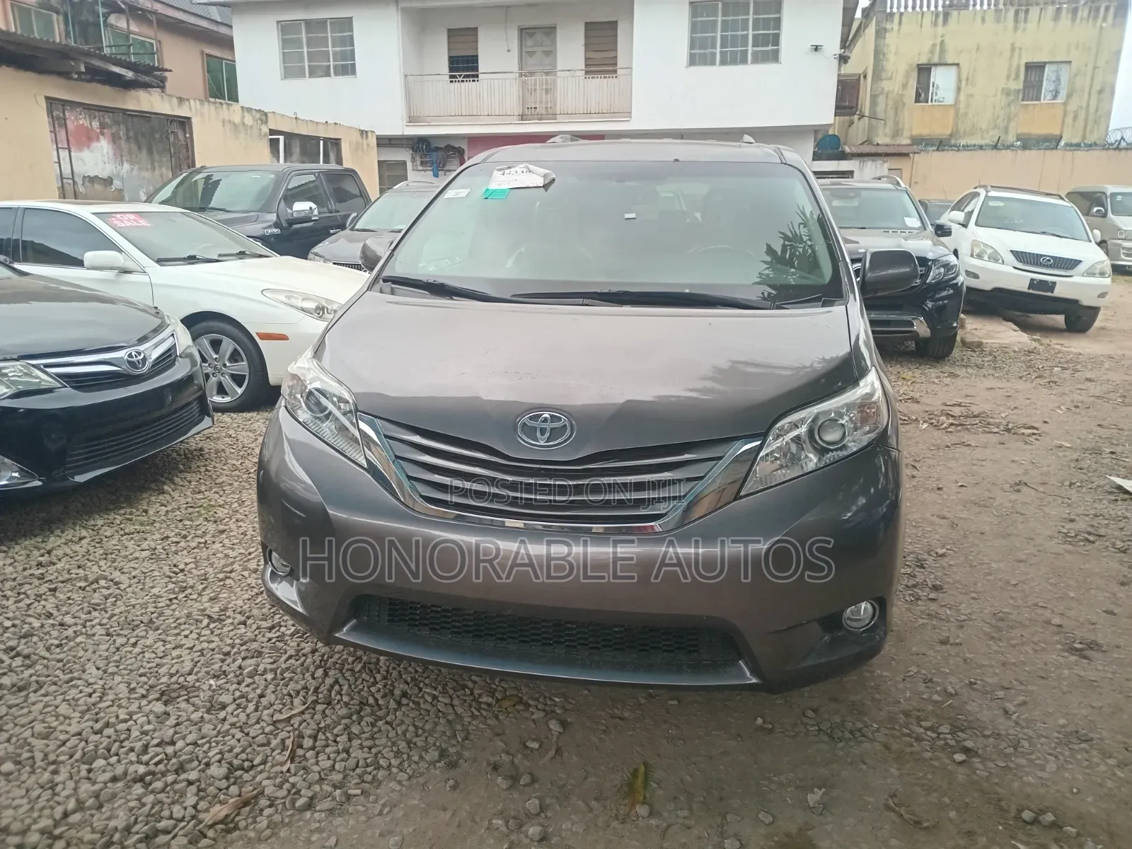 Toyota Sienna 2016 Gray