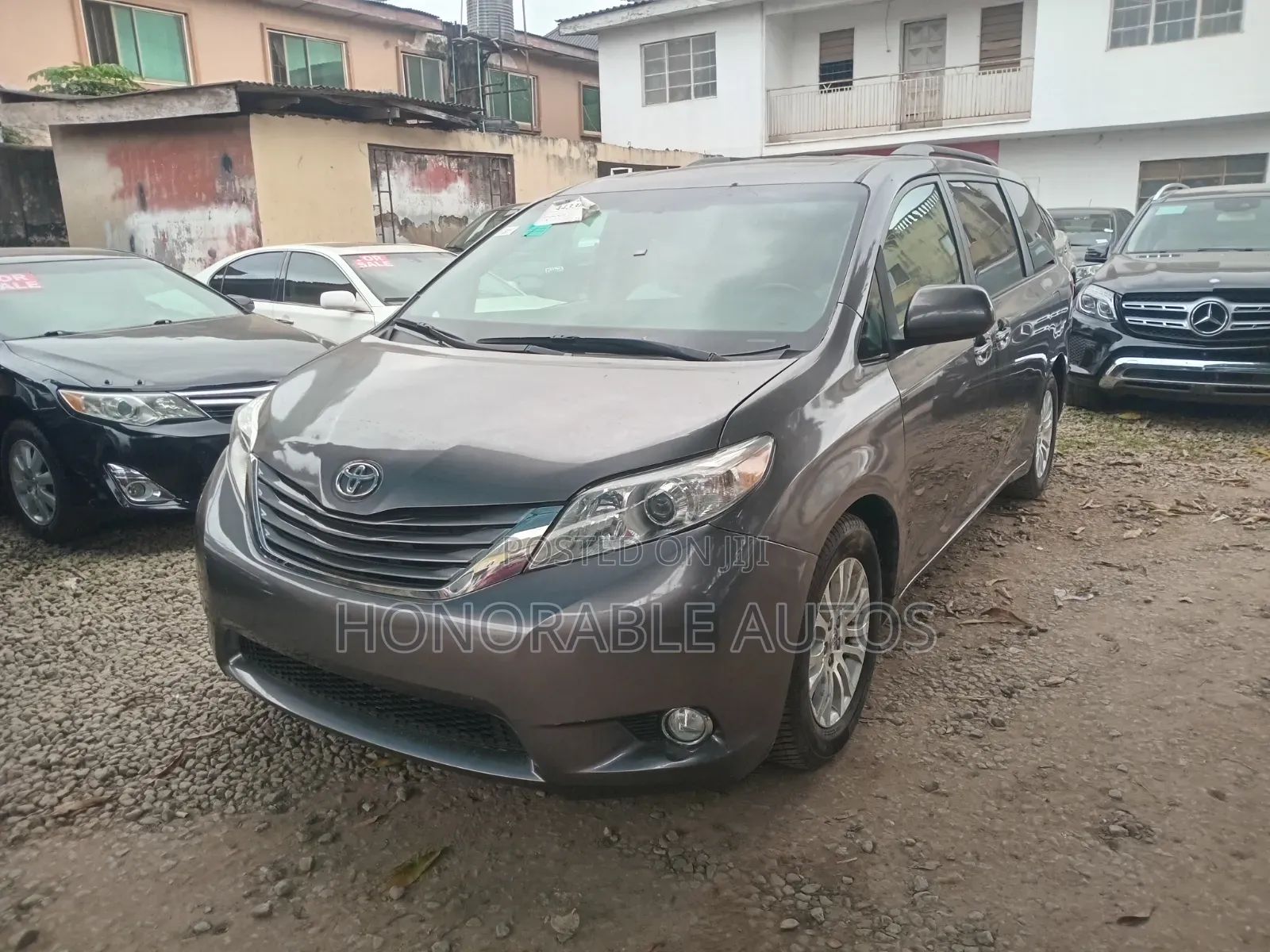 Toyota Sienna 2016 Gray