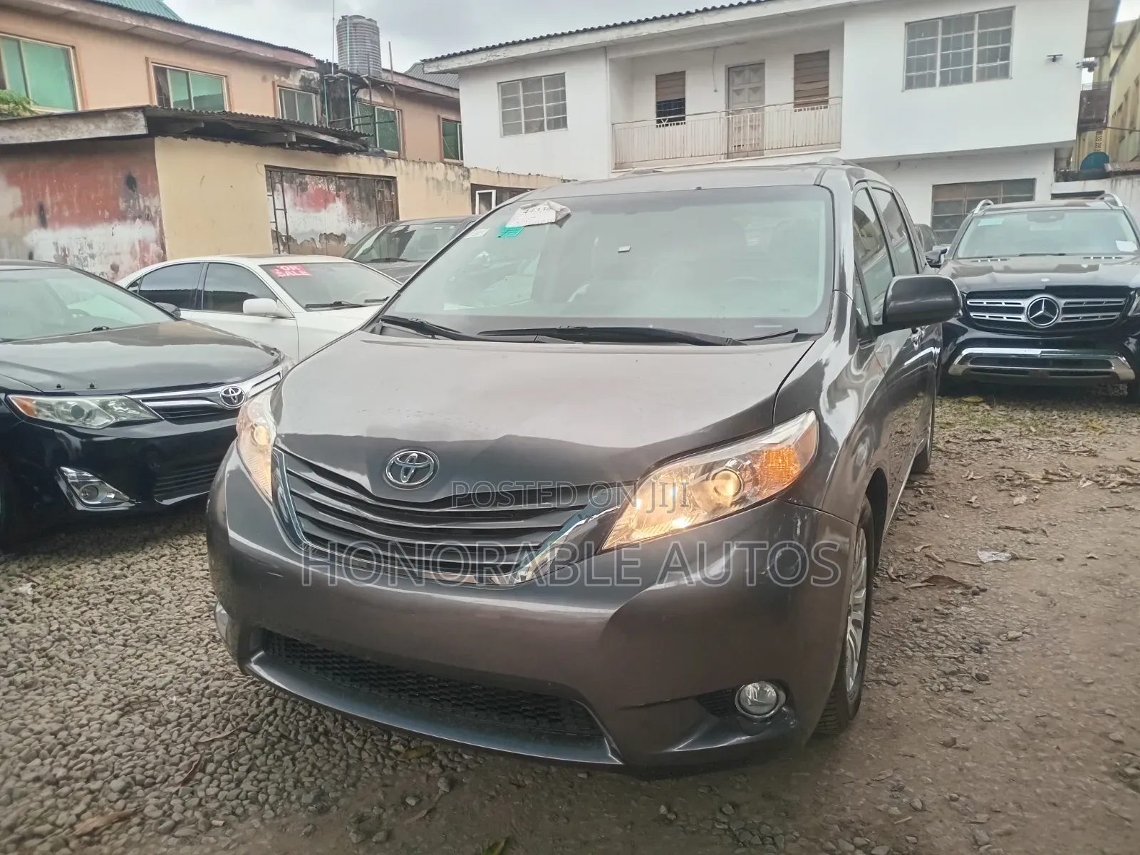 Toyota Sienna 2016 Gray