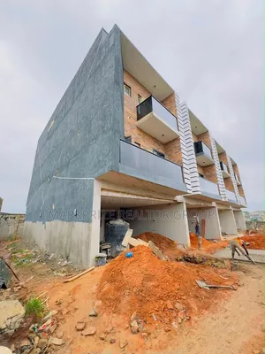 4bdrm Duplex in Magodo Gra Phase 1 for sale