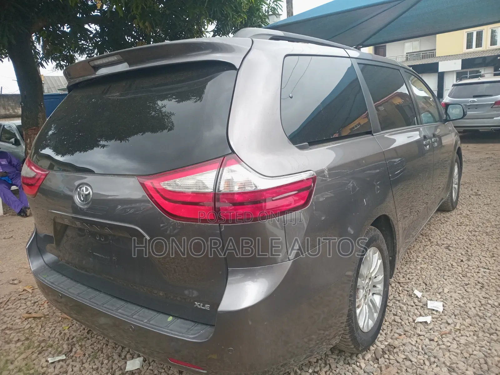Toyota Sienna 2016 Gray