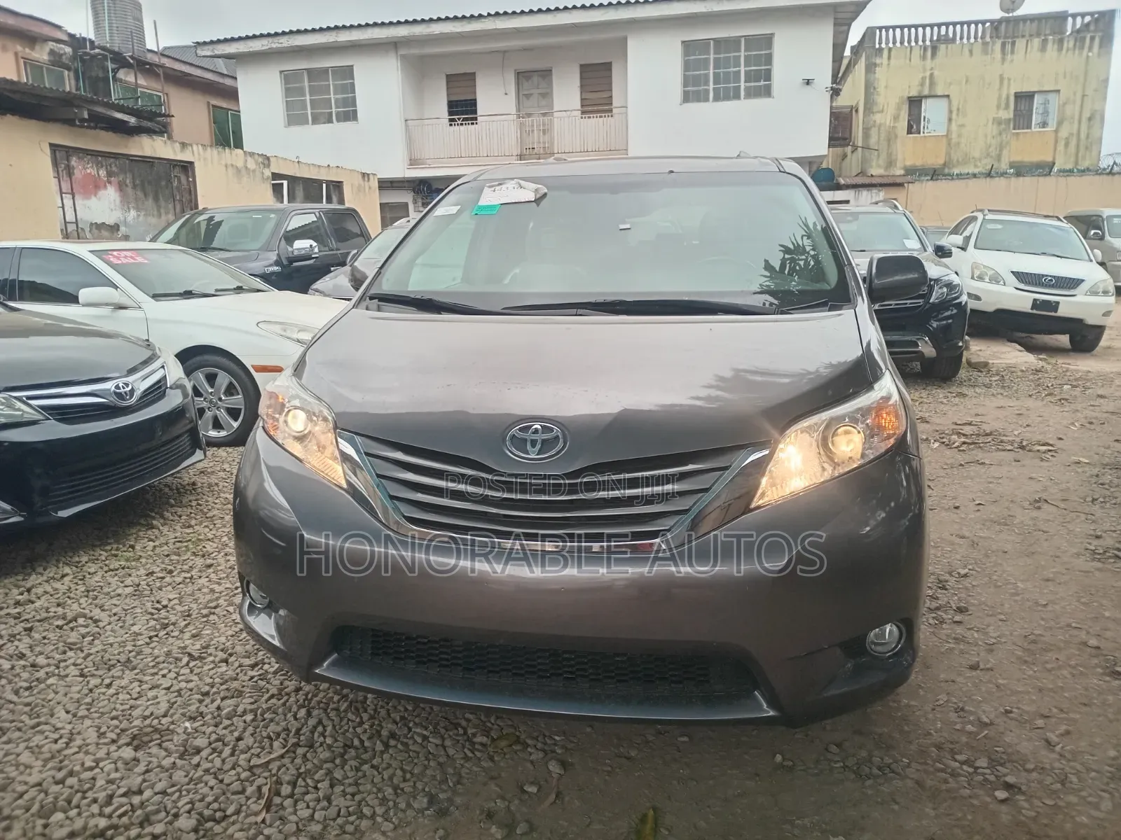 Toyota Sienna 2016 Gray