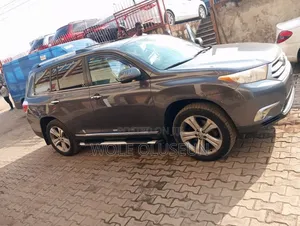 Toyota Highlander 2012 Gray