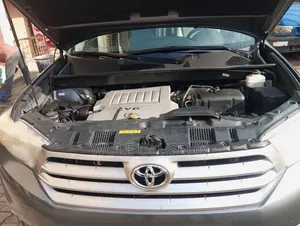 Toyota Highlander 2012 Gray