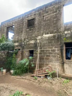 12bdrm Block of Flats in Gloryland Estate, Isheri / Egbe Idimu for sale
