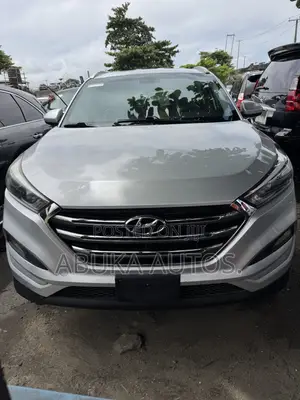 Hyundai Tucson 2015 Silver