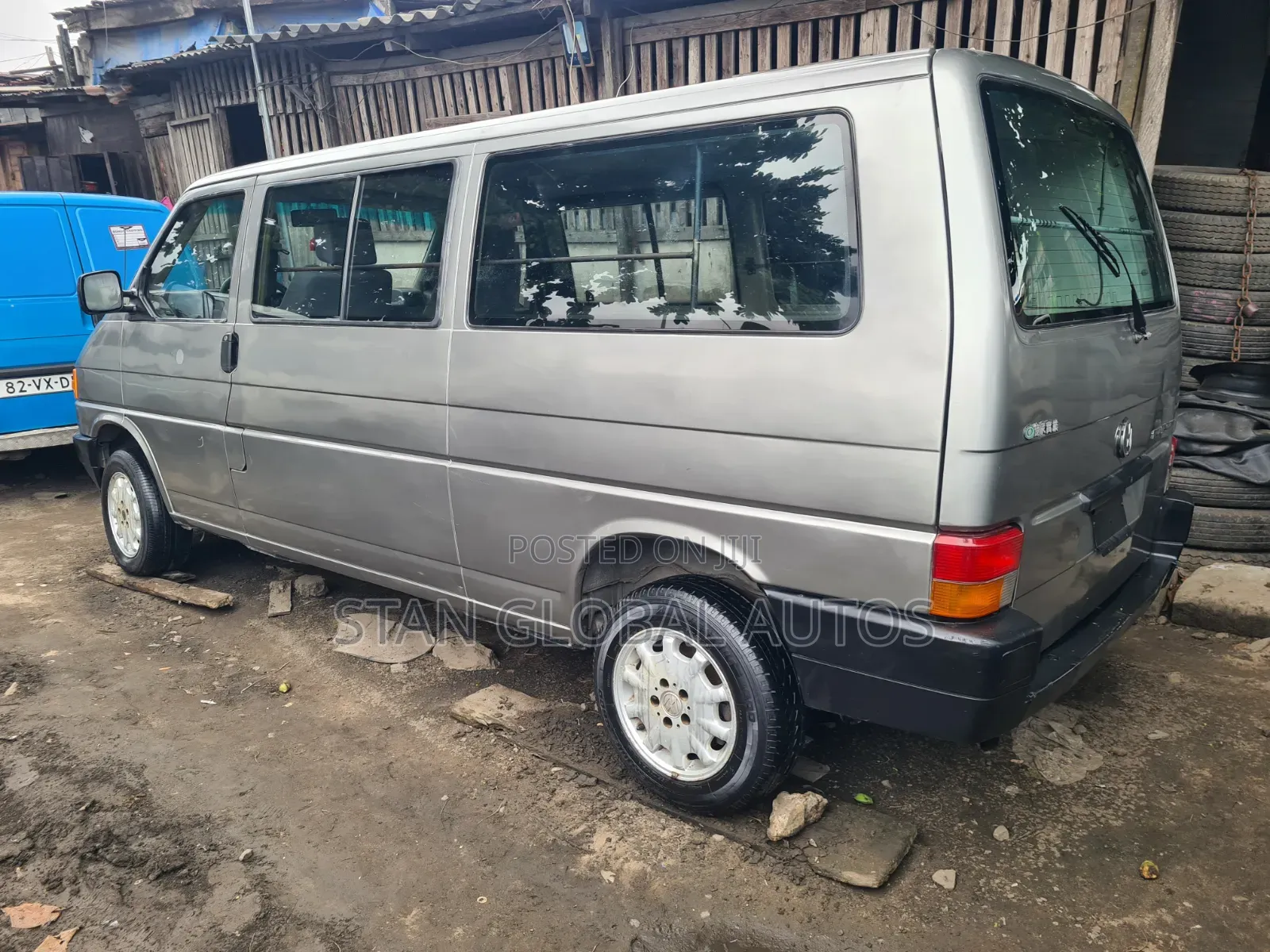 Volkswagen Transporter 2003 Grey