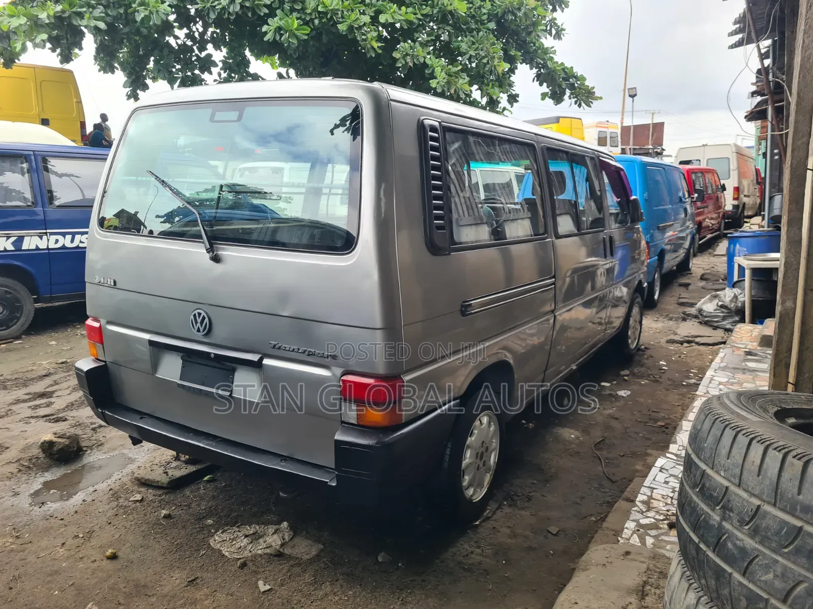 Volkswagen Transporter 2003 Grey