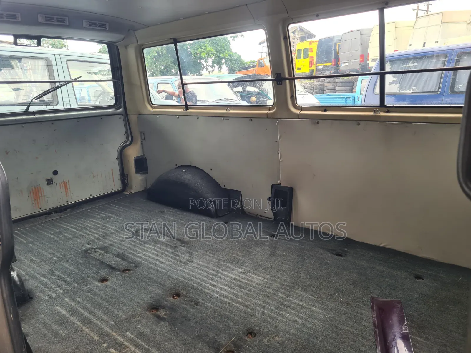 Volkswagen Transporter 2003 Grey