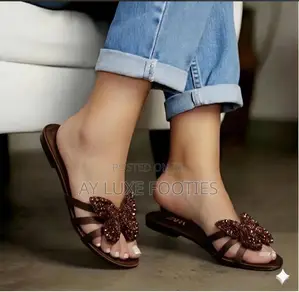Ladies Shoe