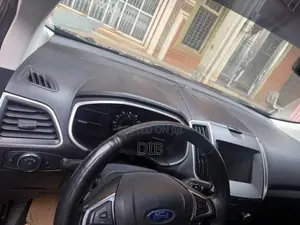 Ford Edge SEL AWD 2018 Gray