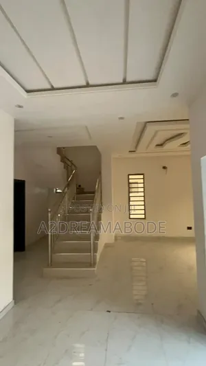 4bdrm Duplex in Gbagada, Medina for sale