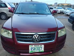 Volkswagen Touareg 2005 Red