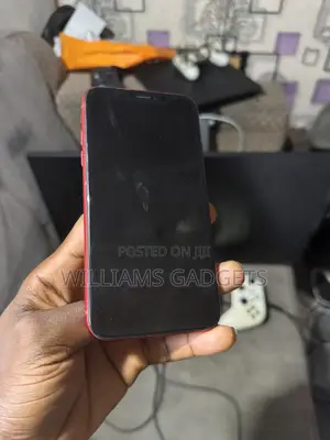 Apple iPhone XR 64 GB Red