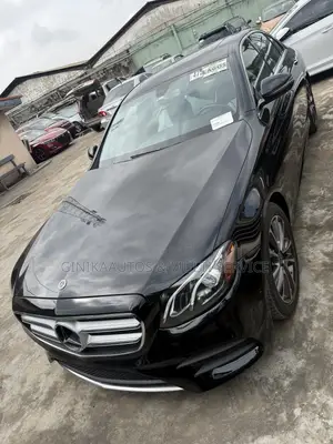 Mercedes-Benz E400 2018 Black