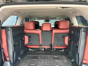 Lexus LX 570 (5 seats) AWD 2017 Silver