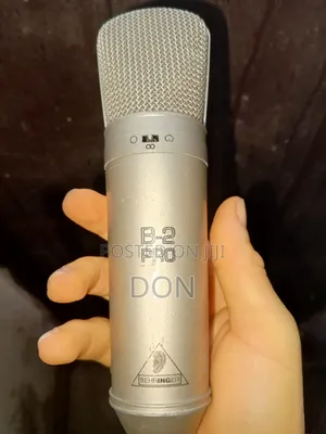 Brhringer B2 Pro Condenser Microphone