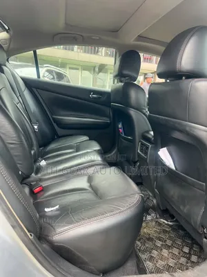 Nissan Maxima 2012 Silver