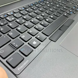 Laptop Dell Inspiron 15 7540 16GB Intel Core i9 SSD 512GB