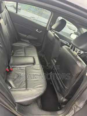 Honda Civic EX-L w/Navigation 4dr Sedan (1.8L 4cyl CVT) 2015 Gray