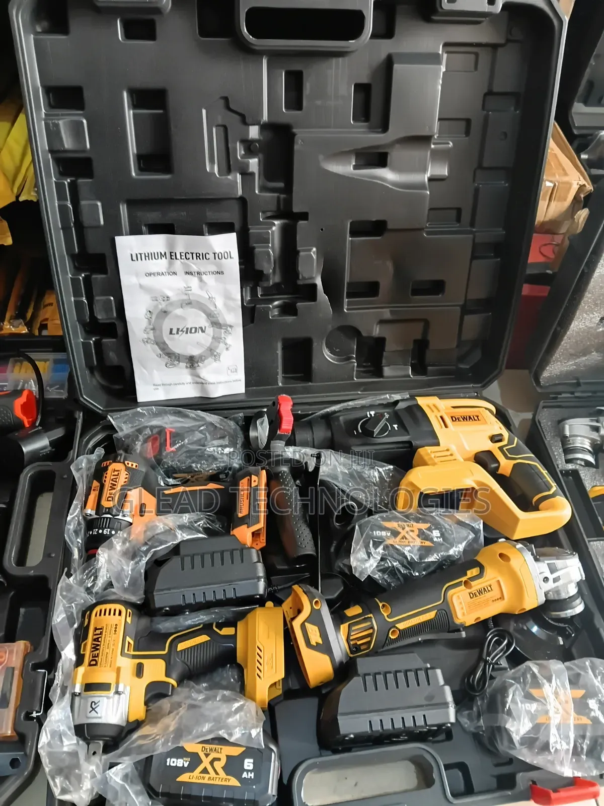4 in 1 Dewalt Combo Machine