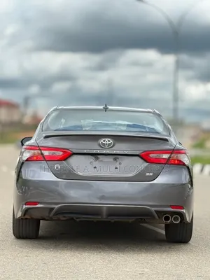 Toyota Camry 2019 Silver