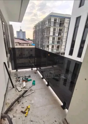 10mm Tempered Frameless Glass Balcony Handrails | Premium Finish