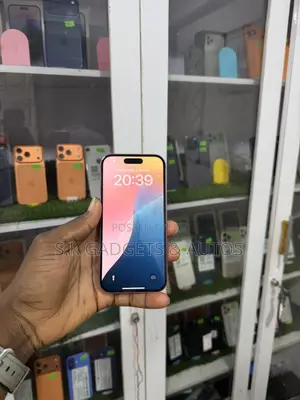 Apple iPhone 16 128 GB Pink