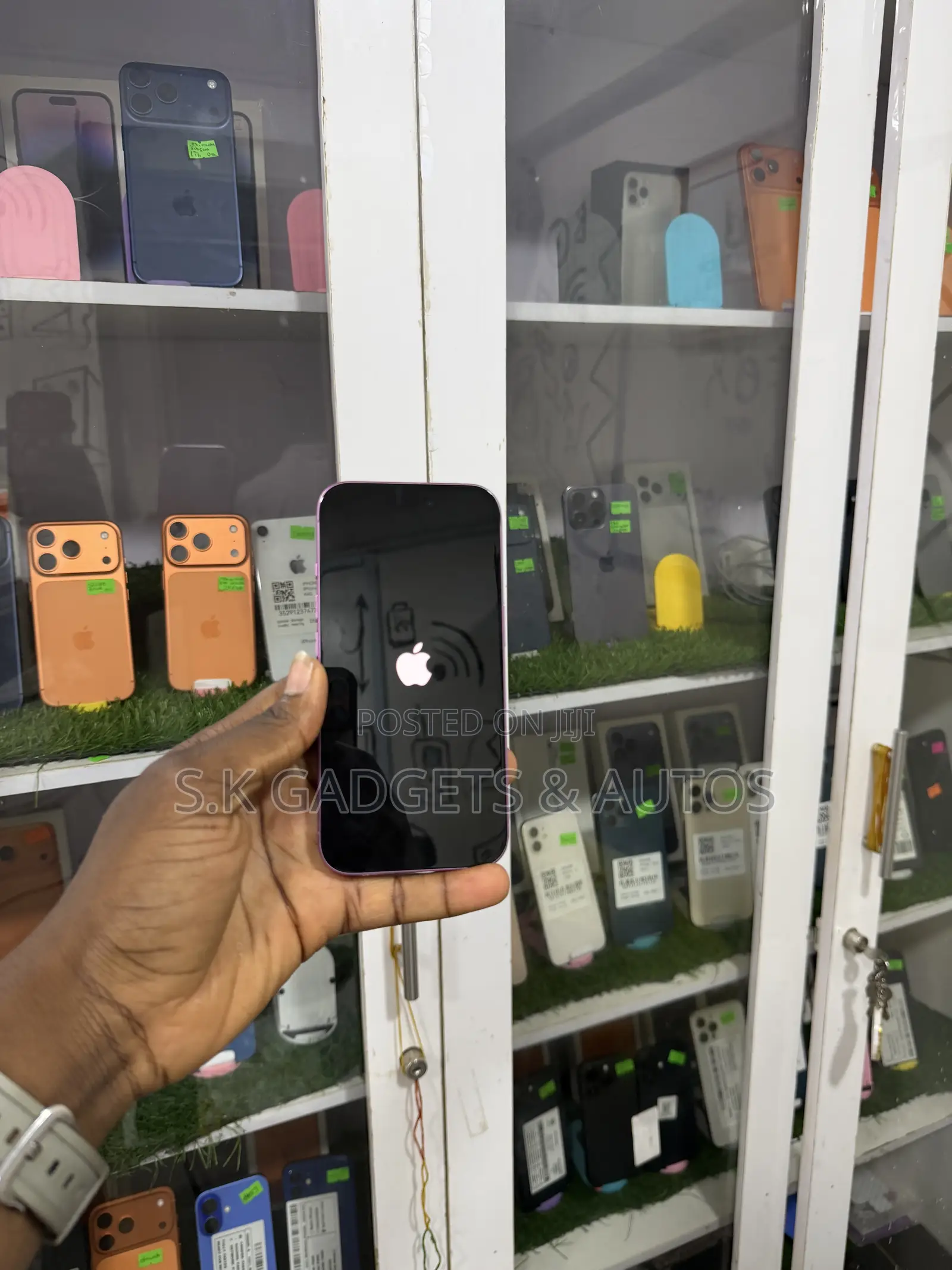 Apple iPhone 16 128 GB Pink