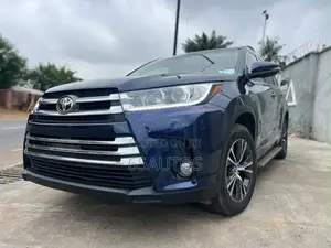 Toyota Highlander XLE V6 4x2 (3.5L 6cyl 6A) 2016 Blue