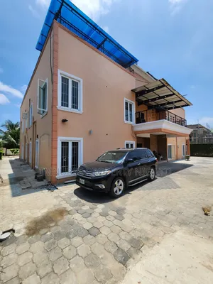 Mini Flat in Lekki Phase 1 for rent