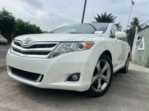 Toyota Venza Limited 2010 White