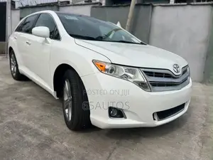 Toyota Venza Limited 2010 White
