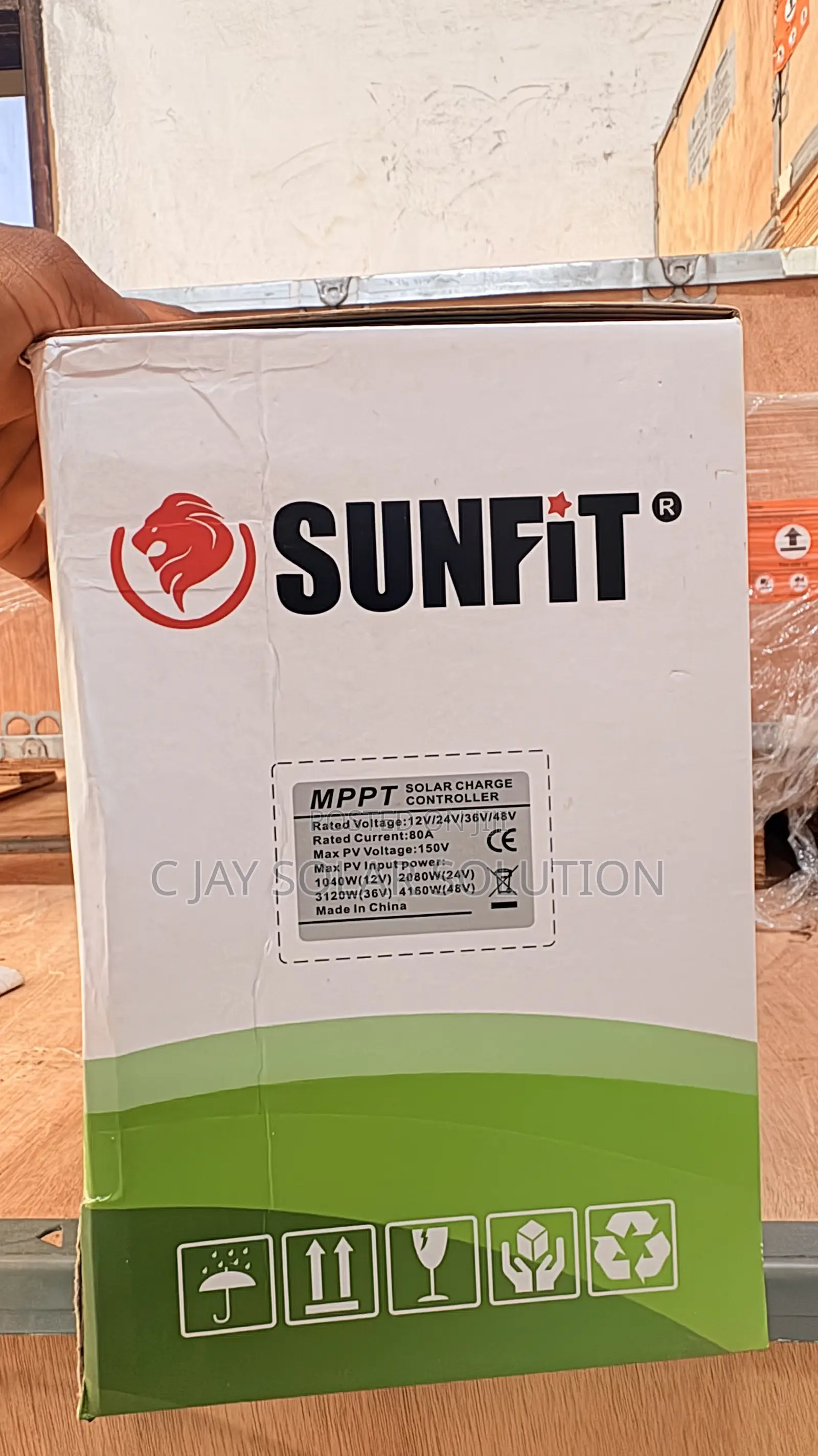 Brand New Sunfit Charge Controller MPPT 80ams