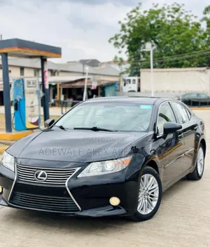 Lexus ES 2013 Black
