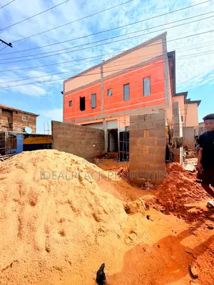 4bdrm Duplex in Magodo for sale