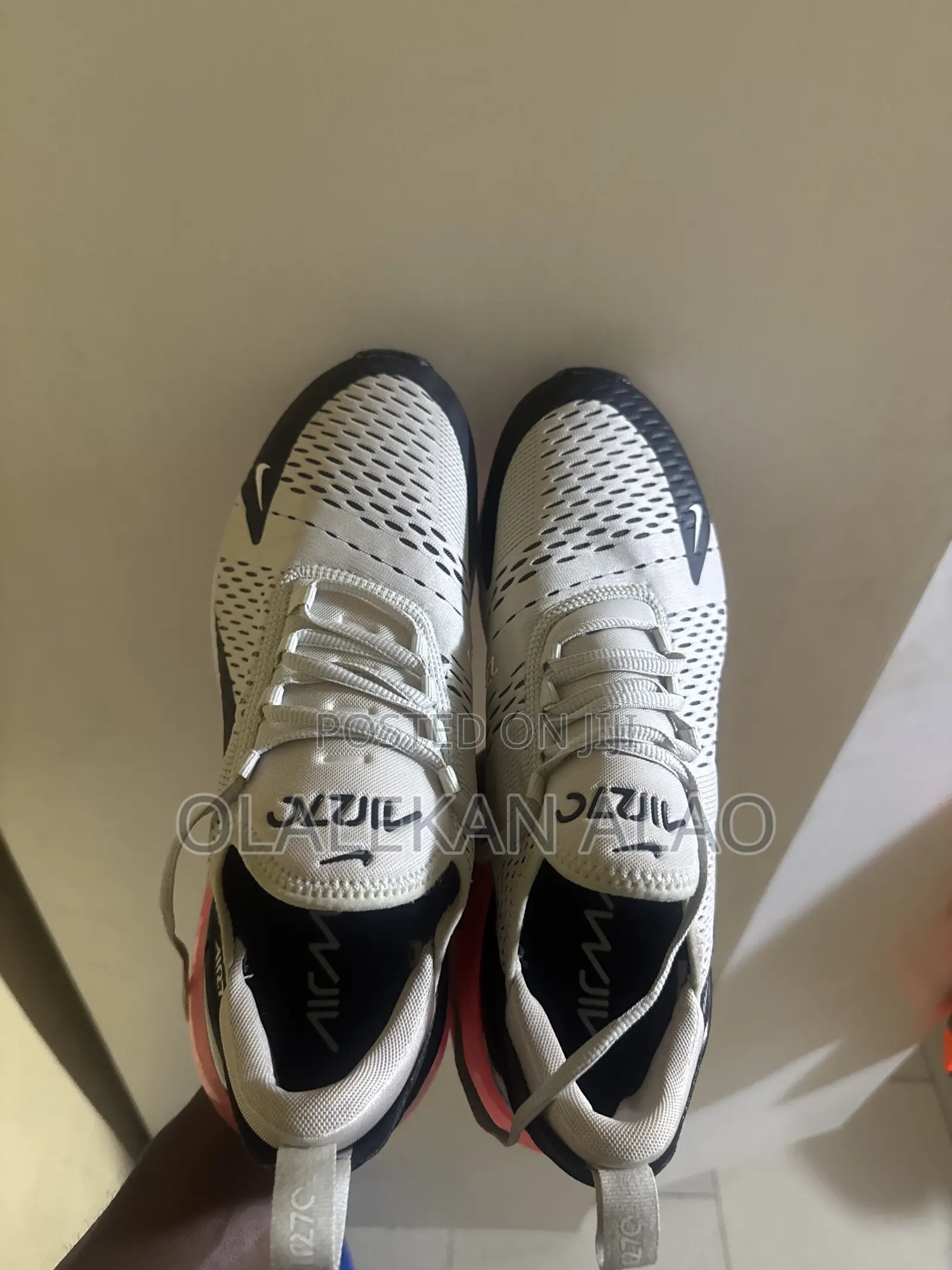 Nike Air Max 270