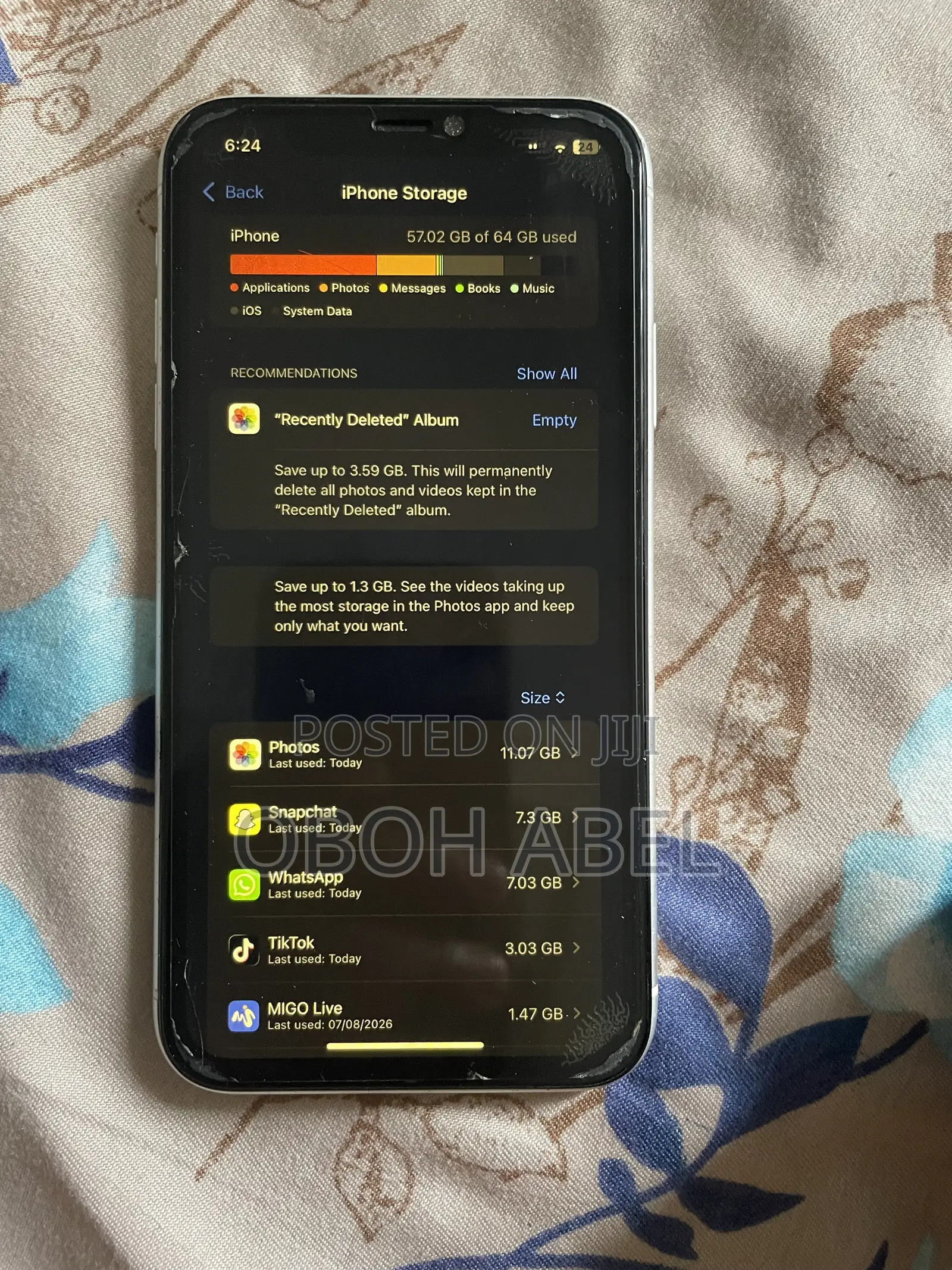 Apple iPhone XR 64 GB White