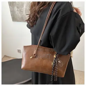 Medium Leather Bag