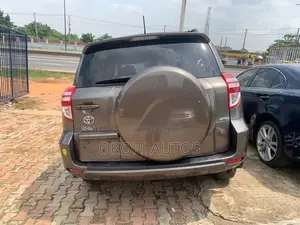 Toyota RAV4 2011 Blue