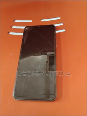 Tecno Spark 8P 128 GB Gray