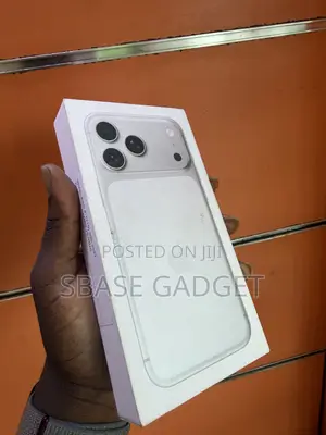 New Apple iPhone 17 Pro Max 256 GB Silver