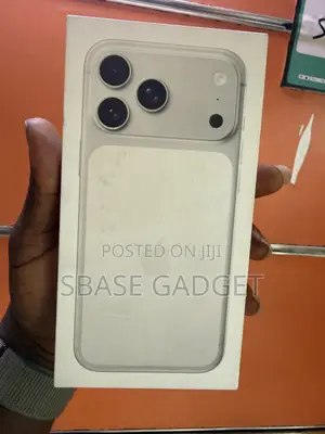 New Apple iPhone 17 Pro Max 256 GB Silver